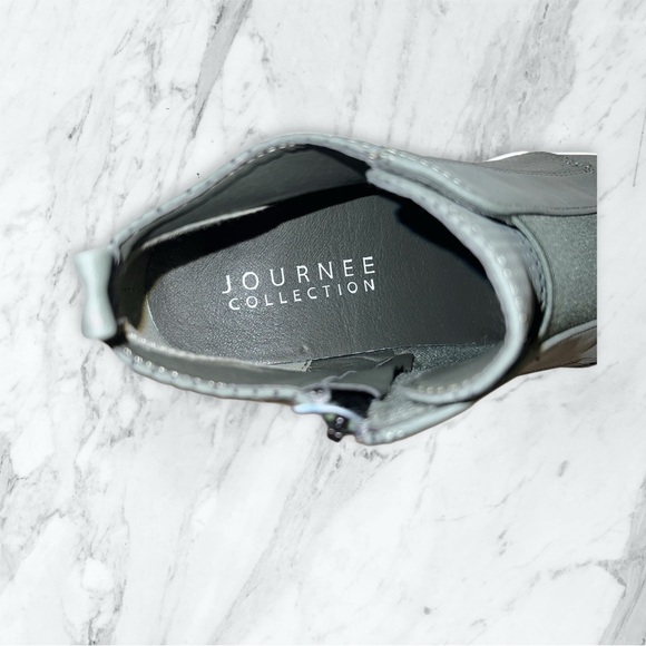 Journee Collection White and Green Wedge Sneakers with Elastic Panels - Picture 3 of 4